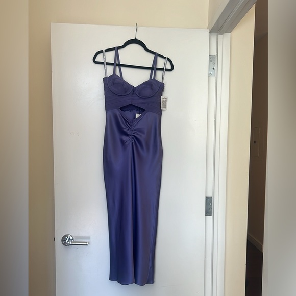 HERVÉ LÉGER X LAW ROACH
Bandage-paneled draped satin midi dress - Lavender - Picture 9 of 9